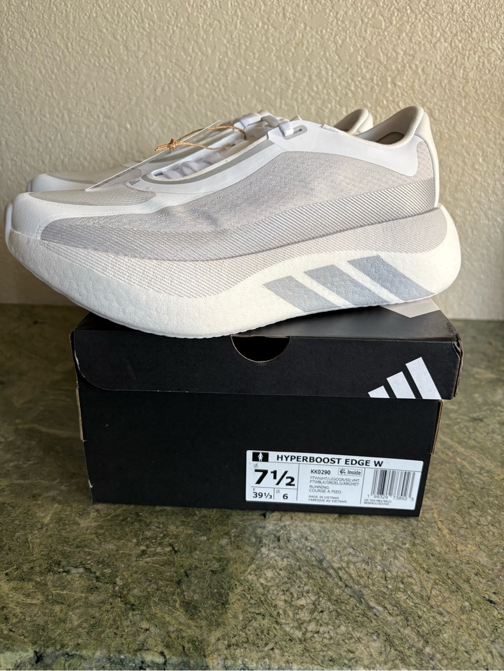 Adidas Hyperboost Edge Cloud White Women Running Shoes KI4426 size 7.5